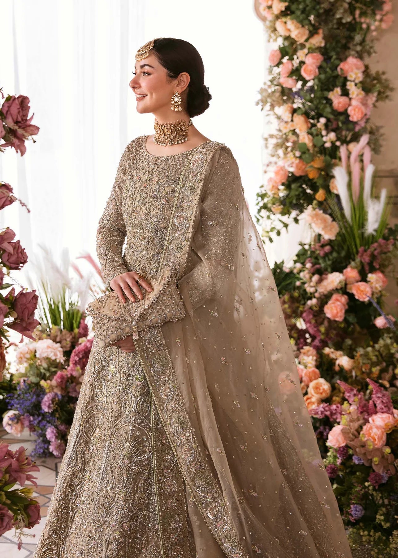 Minha – The Epitome of Delicate Luxury