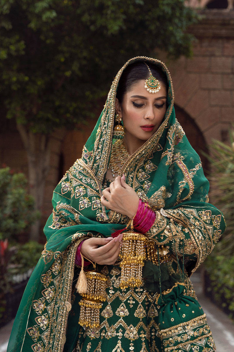 Nazneen Emerald Green Bridal Suit | Salmaqadir